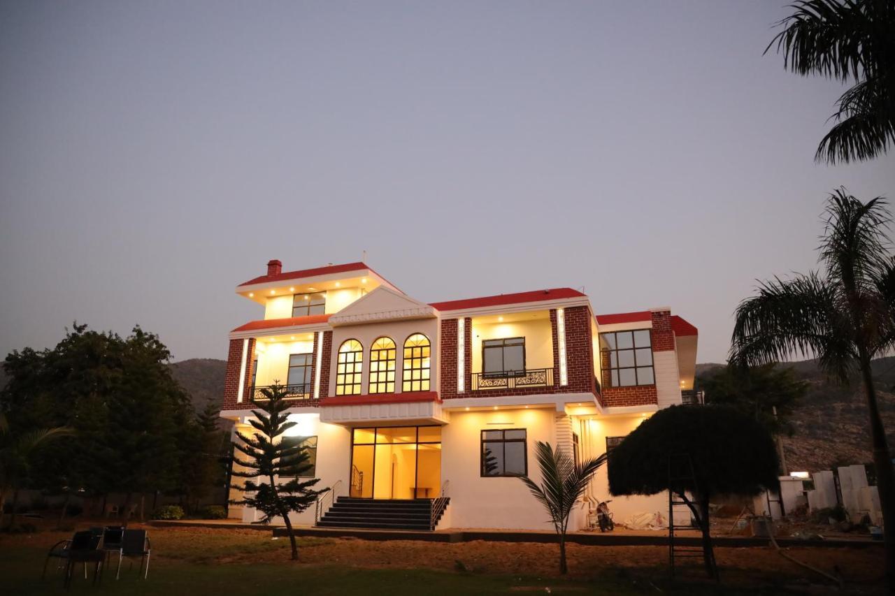Winter Mountain Resort Pushkar Exterior photo